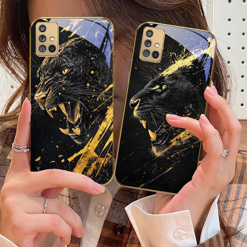 The calm black panther For Samsung A 01 52S A04 A05S A10 A12 A13 22 23 24 36 42 M02 Note 10 20Ultra 8 9 Golden glass phone case