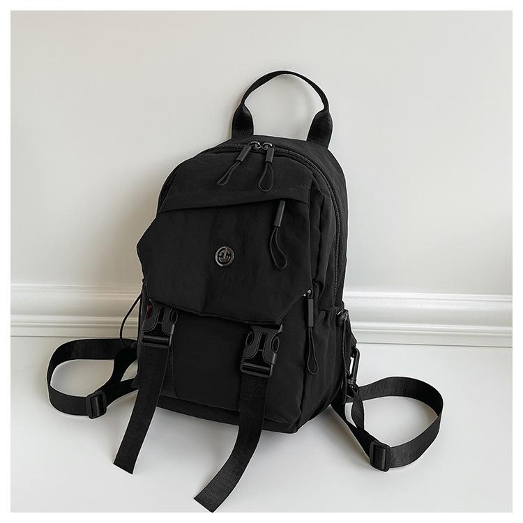 Large capacity backpack Women's casual versatile cloth bag Student schoolbag Mountaineering bag Lightweight travel backpack