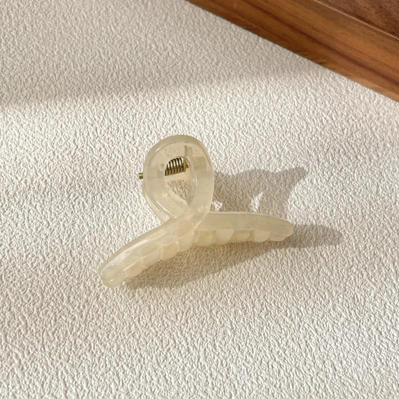 

New Design Top Grade Pumpkin Hair Claw Clip For Women Sweet Shark clamp Back Long Hair Hold Headband Hairpin Hair Accessories