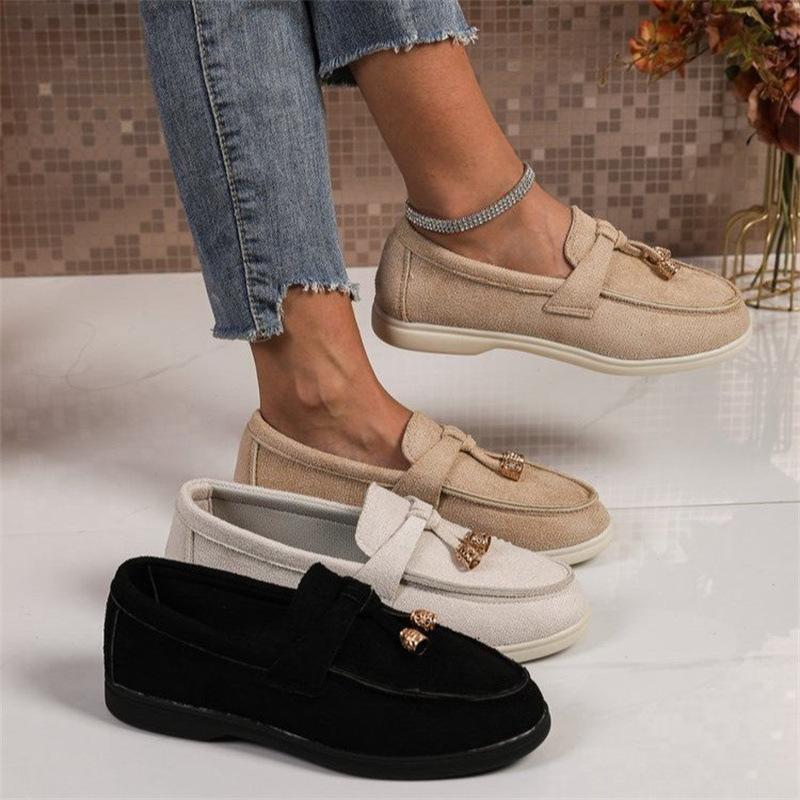 Europe, America and Foreign Trade 2025 New Large Size Low-top Foot Shoes Women's 43 One-pedal Loafers Foot Lazy Shoes