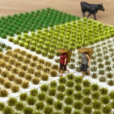 104PCS/Boîte Mini Touffe d'Herbe Artificielle Groupe d'Herbe Modélisation Simulation Touffe d'Herbe Statique Matériau de Décoration Micro Paysage