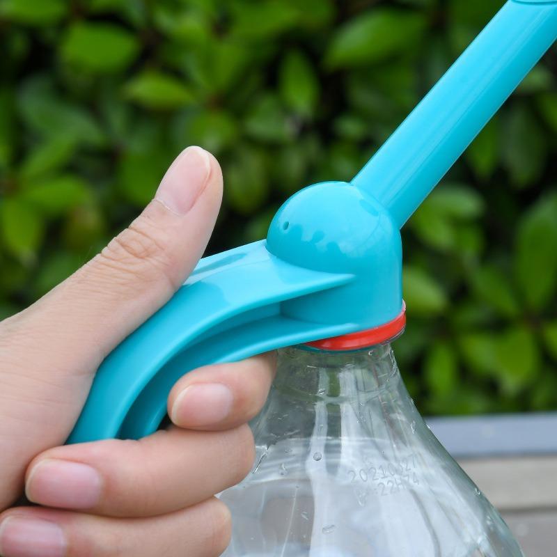 Long-spouted Watering Can with Spray Nozzle Multi-function Device for Plant Nurturing