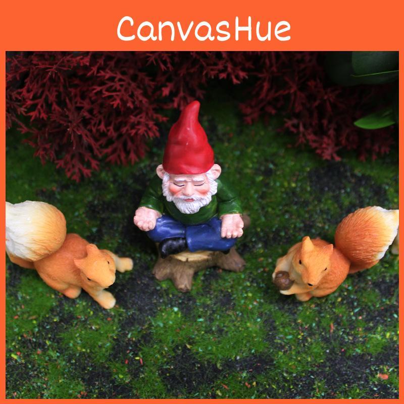 Micro Resin Scene Ornament Dwarf And Squirrel For Garden Decor Display Indoor