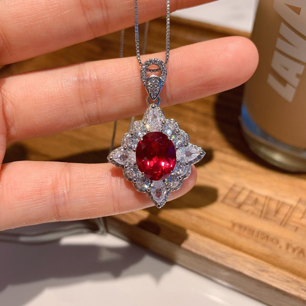 Jewelry Popular Simulation Red Glass Pendant Necklace Main Stone 10 * 12 Ring 8 * 10 Set