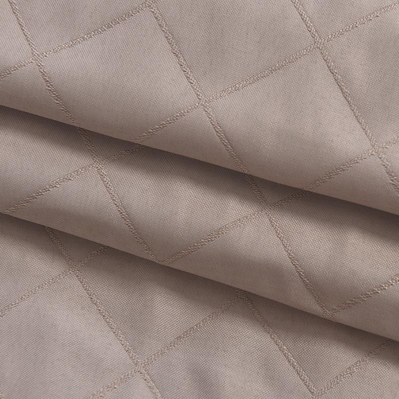 

Полностью затемняющие шторы Российские двухслойные жаккардовые термоподкладные шторы Перфорированные готовые шторы блэкаут 140*260 бежевый