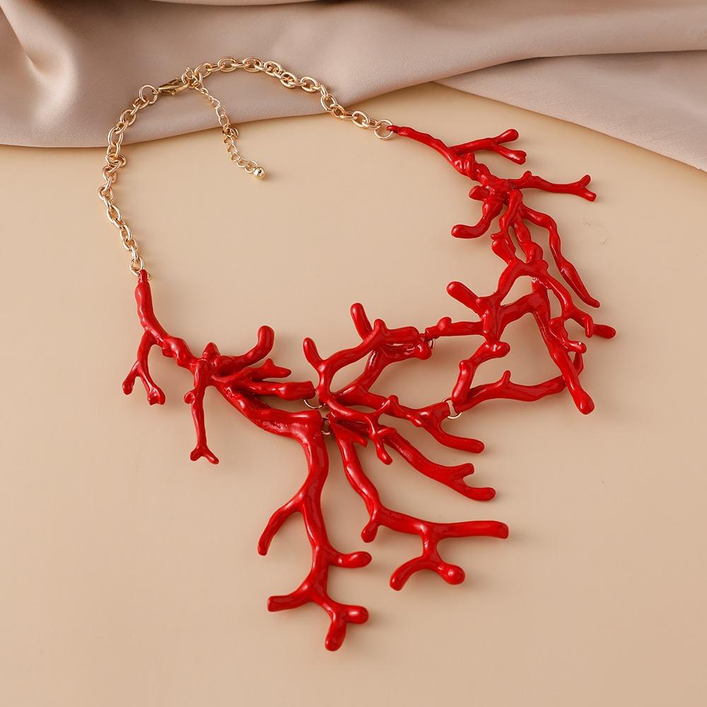 Trendy Exaggerated Coral Collars Bohemia Exaggerated Coral Necklace Red Coral Alloy Necklace