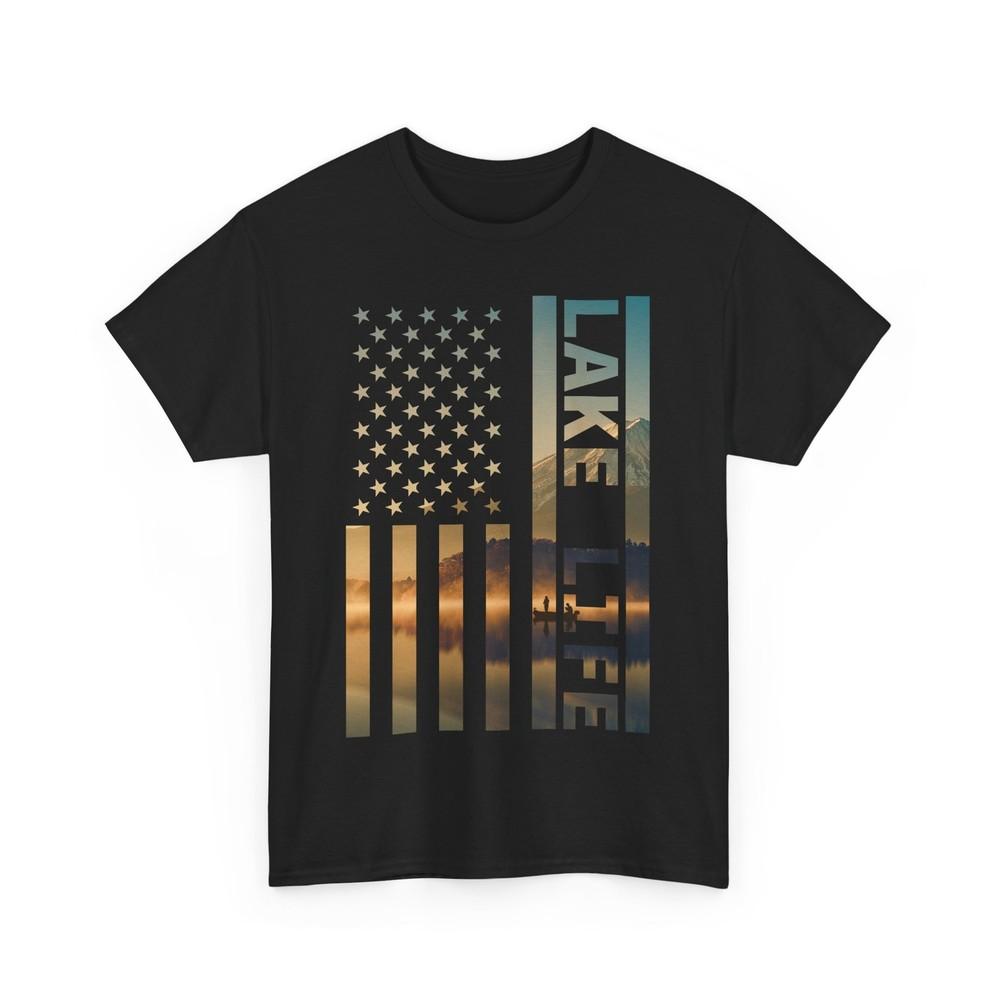 Lake Life American Flag Boating Lake Lovers Women Men T-Shirt