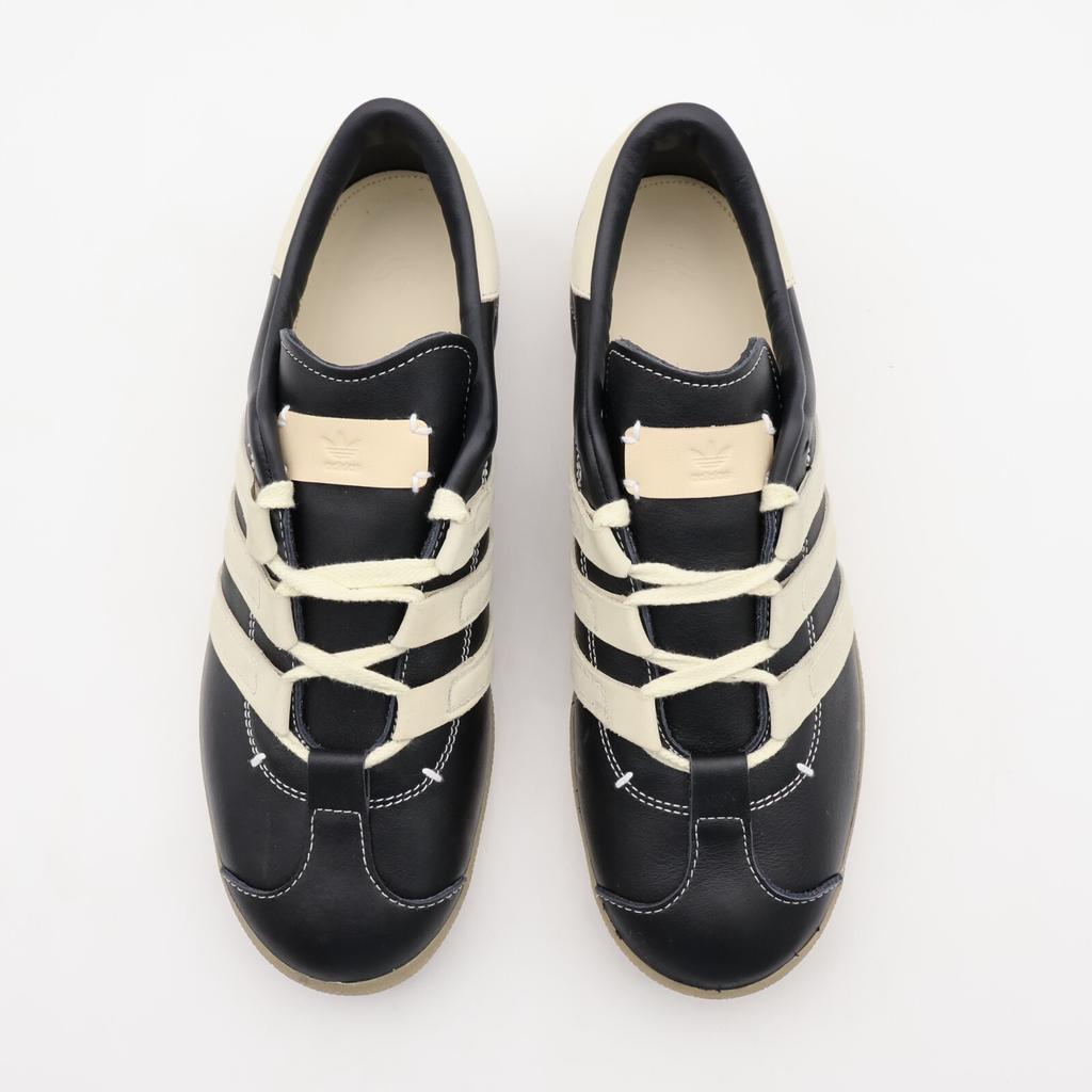 ID3517 FOOT INDUSTRY adidas Originals Gazelle Core Black Cream White (Men's)