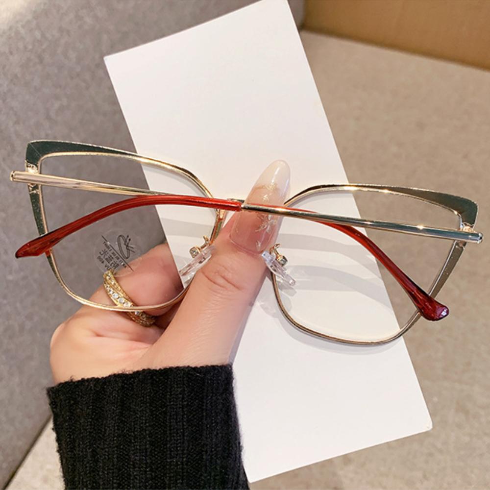 Retro Cat Eye Frame Anti Blue Light Glasses Women Photochromic Metal Frame Eyewear Trend Design Blue Light Blocking Flat Glasses