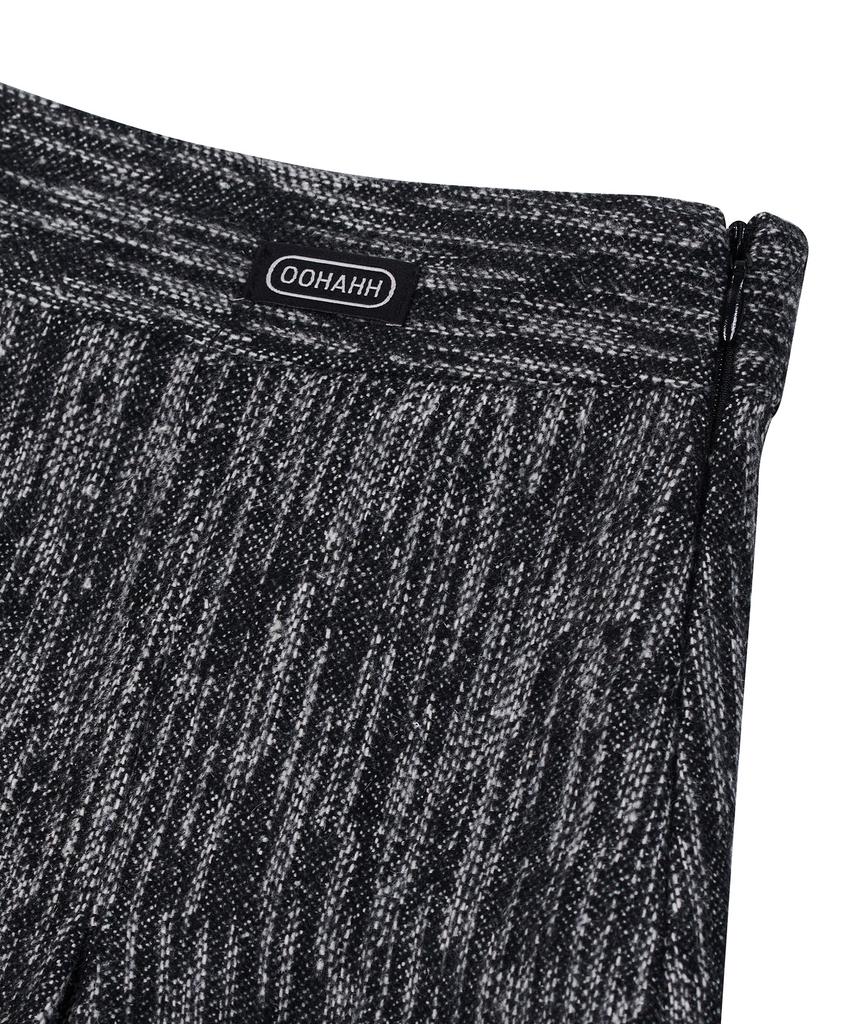 Uah Noise Skirt (Black)
