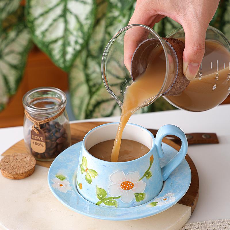 

Ceramic cup hand-painted relief flower cup and saucer set coffee cup mug mug girls high value breakfast cup drinking cup 300