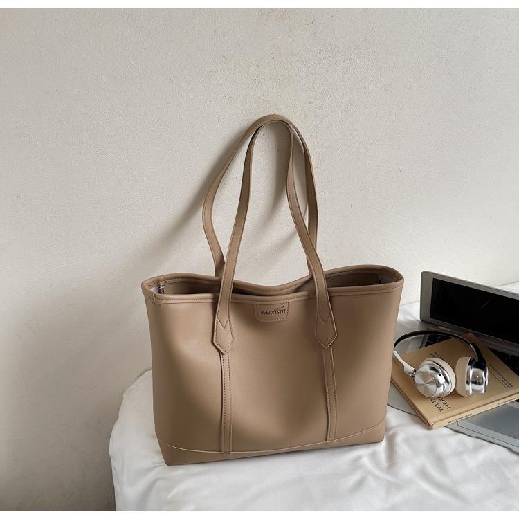 Large-capacity Single-shoulder Bag, Stylish and Fashionable, Ideal for Work and Commuting Tote Bag