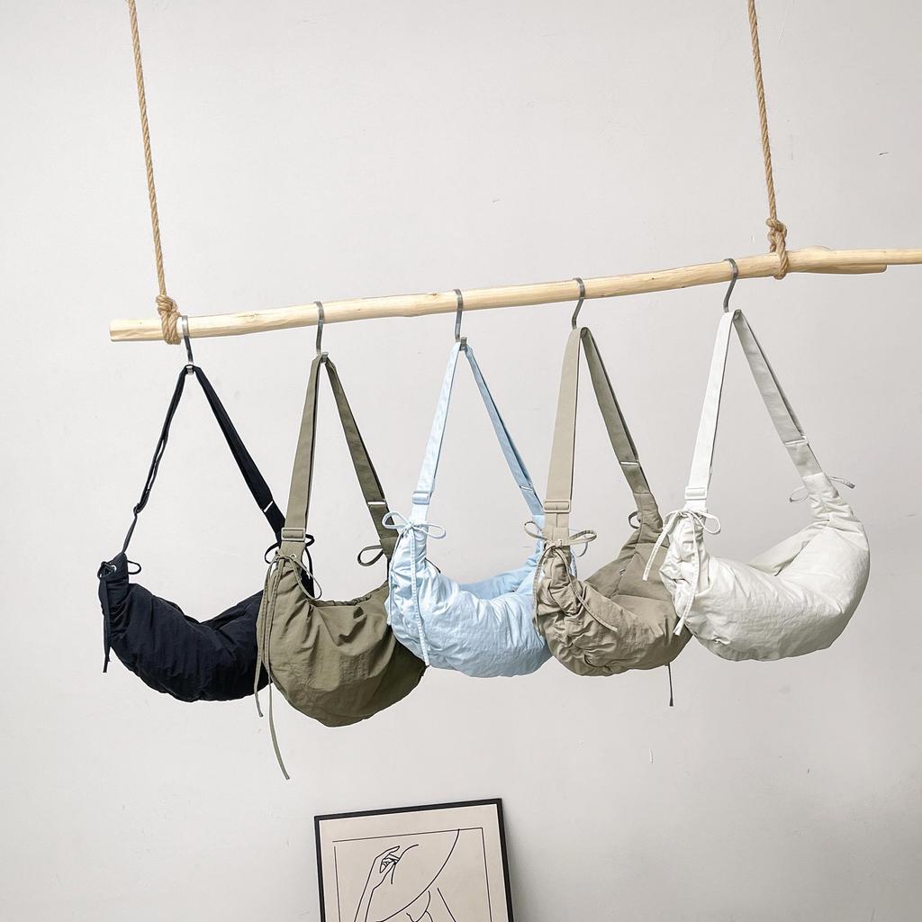 2024 Korean-Style Lightweight Women's Nylon Canvas Crossbody & Underarm Dumpling Bag