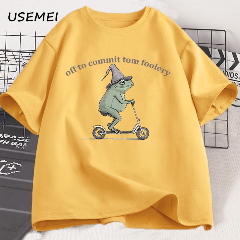 Off To Commit Tom Foolery Frog T-shirt. Comfort Colors Funny Weirdcore Sayings Unique Tshirt Tee Adults Men Women Meme Graphic