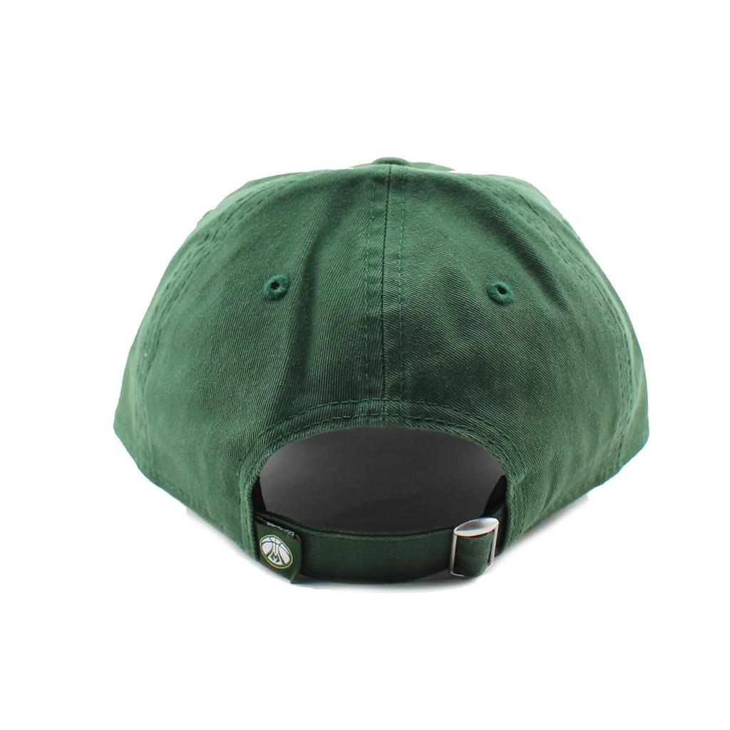 9TWENTY Strapback Cap Milwaukee Bucks NBA CORE CLASSIC CAP GREEN MILWAUKEE BUCKSS 920 Hat [New Era] [Used]