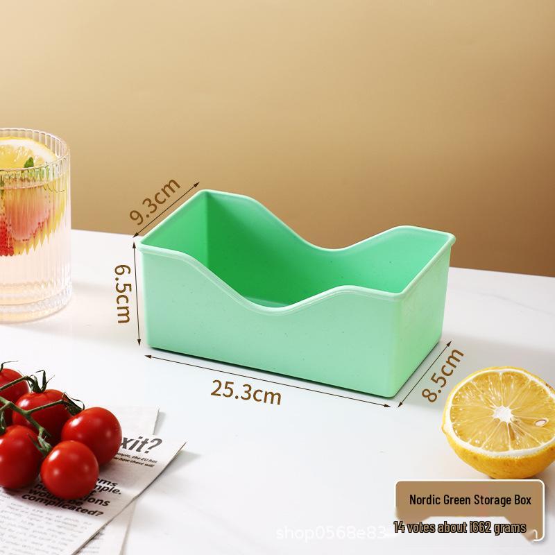Heart-shaped Snack and Fruit Dish for Dining or Coffee Table