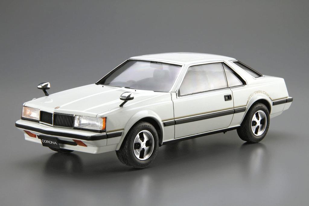 Aoshima Bunka Kyozai The Model Car Series 141 Toyota RT141 Corona Hardtop 2000GT 1982 Plastic Model Kit Co., Ltd. 1/24 No.