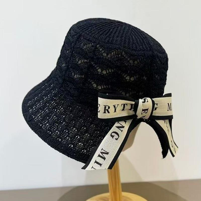 Korean Style Hollow Knit Women's Summer Bucket Hat - Sun Protection, Face Slimming, Hand-Knitted, Versatile.