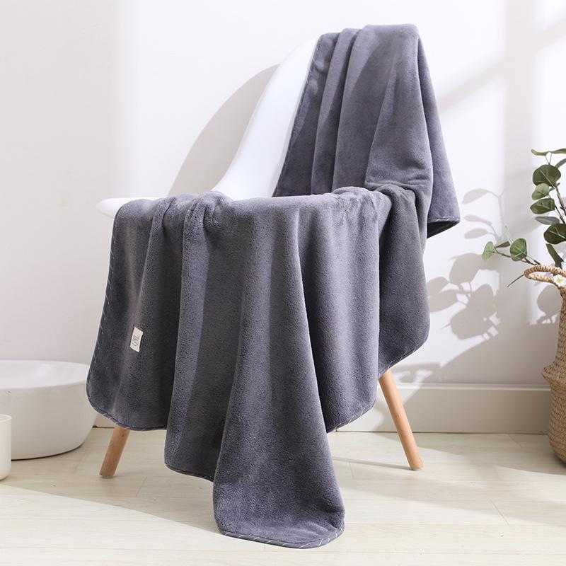 

Jade Coral Fleece Adult Bath Towel - Thick, Solid Color, Wearable Wrap for Couples 70x140 cm