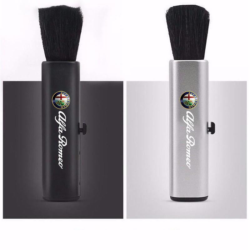 Car Cleaning Brush Telescopic Air Outlet Dust Removal For Alfa Romeo 4C 159 166 Spider Giulia 156 Mito 147 8CGT Car Key Case Bag edc233