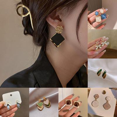 Retro Elegant Resin Irregular Geometric Drop Earrings Vintage Charms Pendant Earrings For Women Party Jewelry Gifts