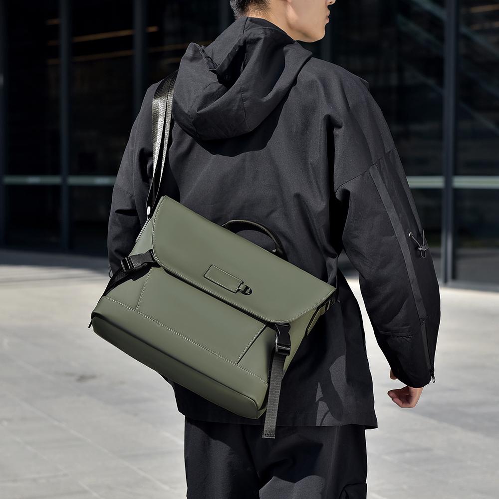 Men's Crossbody Bag One-shoulder Messenger Bag Travel Backpack Portable Business Bag