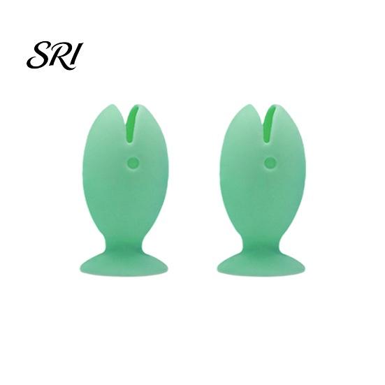 Toothbrush Holder for Glass Surface 2PCS Fish Shape with Strong Suction Cup Hygienic Soft Silicone Quick Drain Bathroom Organizer зелёный