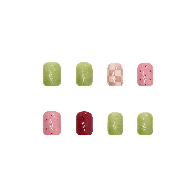 Artificial Nails New Summer Style Short and Thin Small Fresh Manicure Patches Wearable Nails Sweetheart Plaid Manicure Patches