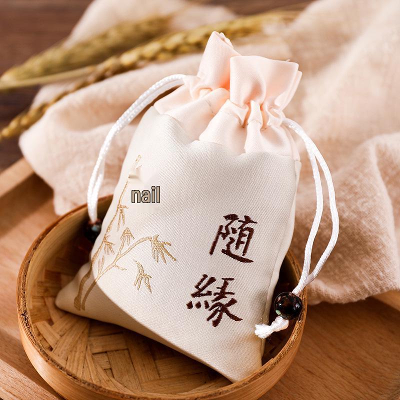 Ping An Cultural Scenic Amulet: Hanfu Style Sachet Pendant for Safety and Luck