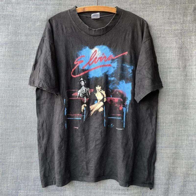 Vintage 1985 Elvira Mistress of the Dark Movie Unisex T-shirt Size S-5XL XXXXL
