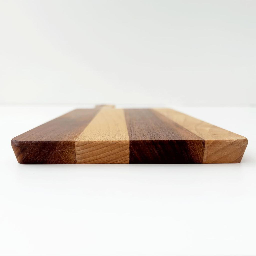KATOMOKU Cutting Board, Medium, km-39M, Solid Wood, Perfect for Photos, Kitchen, Outdoors, 31.5cm x 15cm x 1.5cm