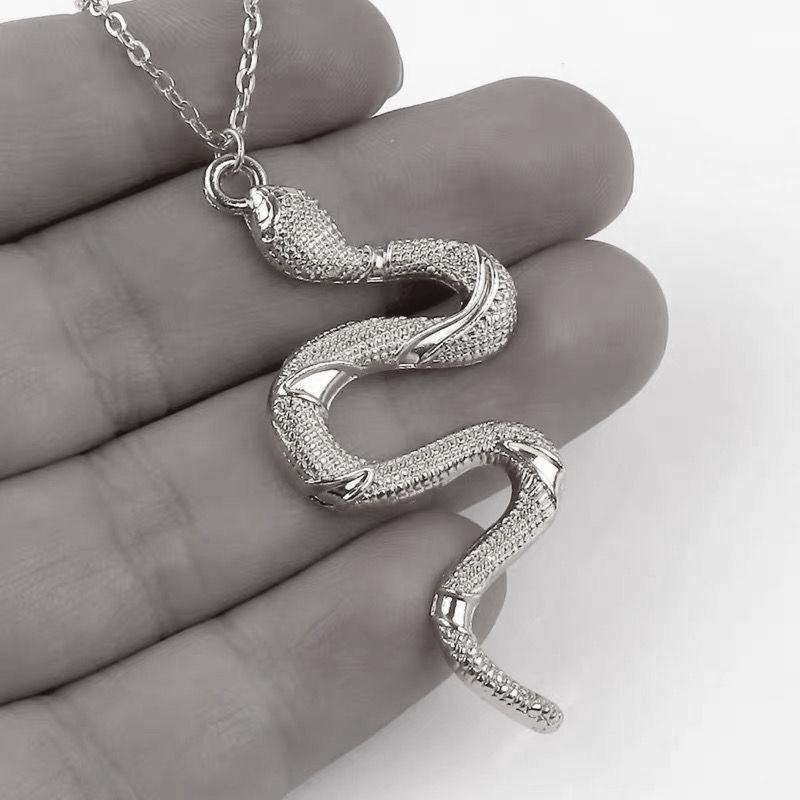 European and American Popular Jewelry Snake-shaped Single-layer Necklace Women s Fashion Retro All-match Snake 60CM