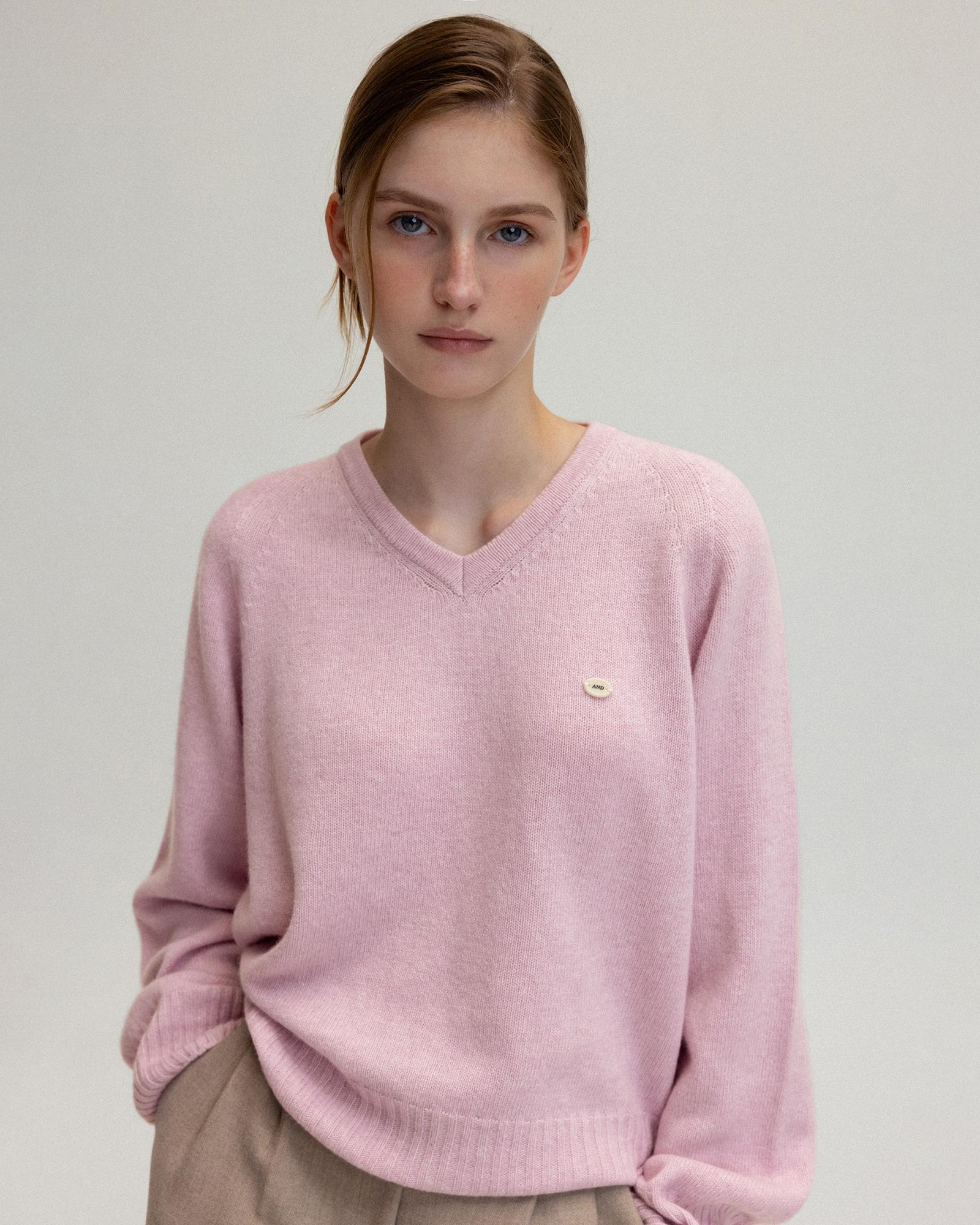 Annies Powder V-Neck Knit (Pink) Pink
