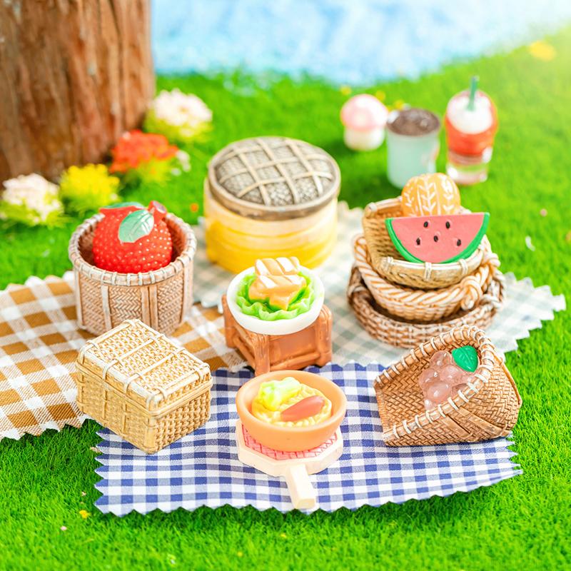 3Pcs/Set Dollhouse Miniature Resin Woven Basket Food Storage Picnic Basket Furniture Model For Doll House Accessories Decoration