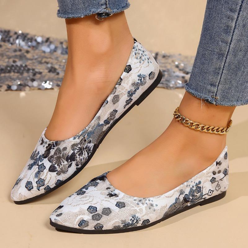 Fashion Women's Retro Flower Embroidered Low-top Shoes 2024 Spring and Autumn Hollow Breathable Lightweight Large Size Flat Casual Shoes