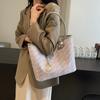 Large Capacity Women Tote Bag With Pu Material And Zipper Closure For Daily Commuting