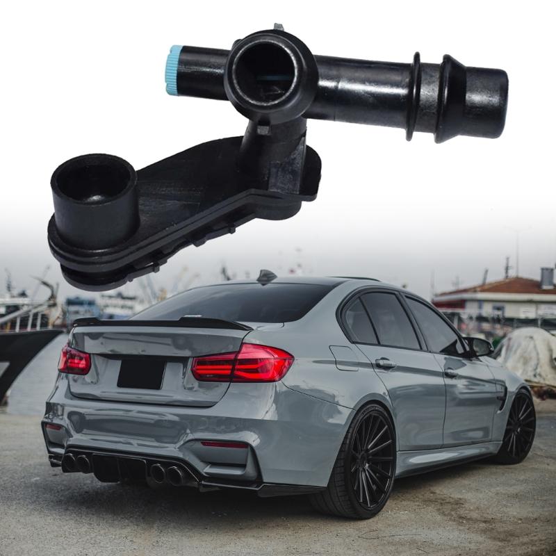 Oil Coolant Water Pipe Connector Replacement Coolant Hose Adapter 17112248409 for E46 E83 E85 E86 Auto Accessories
