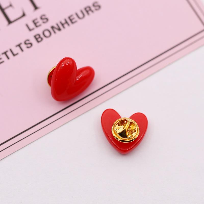 

Customizable Red Heart Brooch for Clothes, Bags, Shoes, and Hats