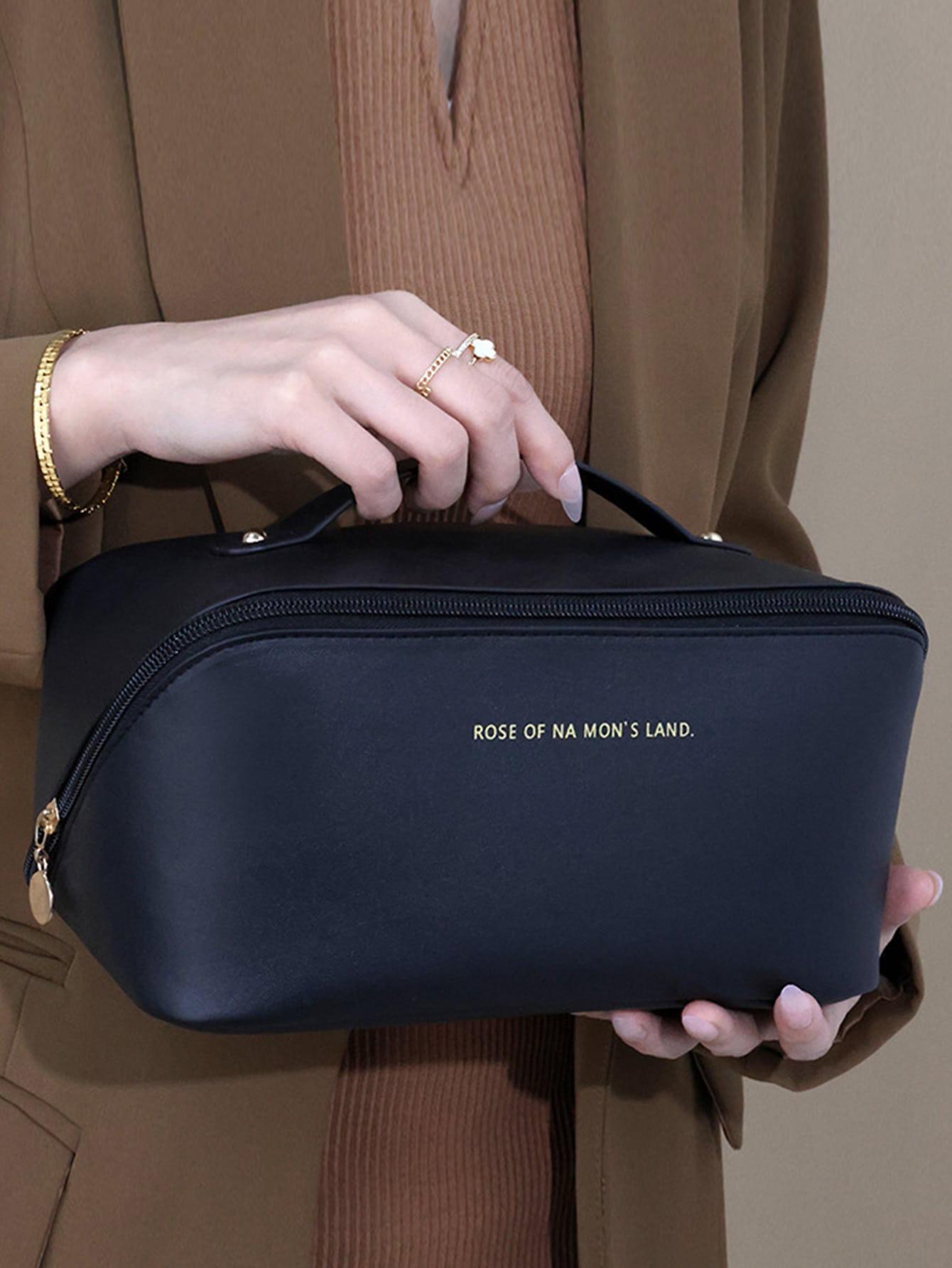 

Portable Fashion PU Pillow Bag - Large Capacity Travel Toiletry & Makeup Organizer чорний