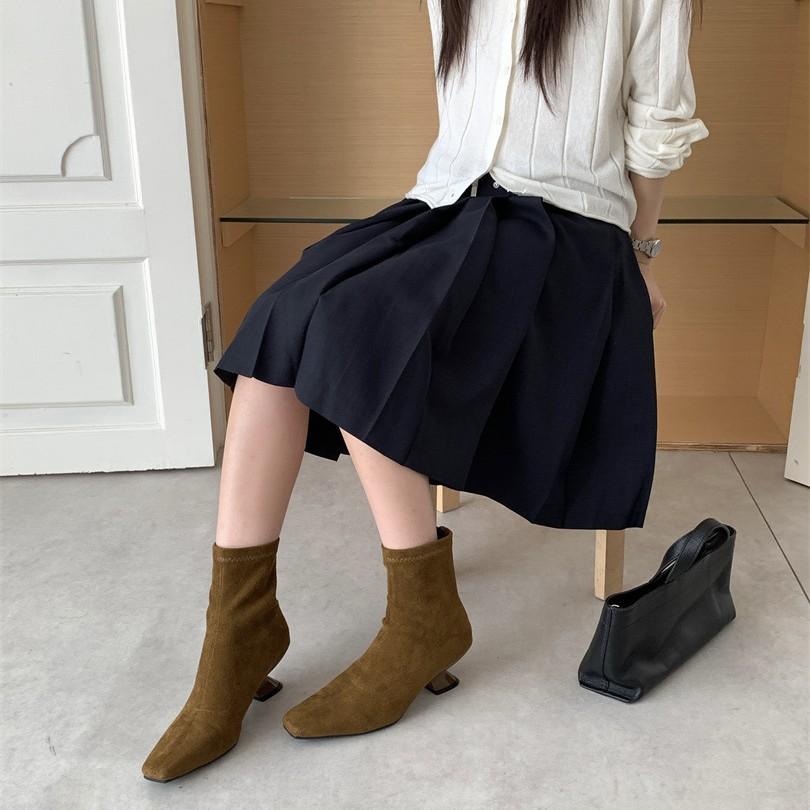 2025 Autumn and Winter New Pointed Low-heeled Short Boots Black Brown Elastic Thin Boots Fashion Women's Boots
