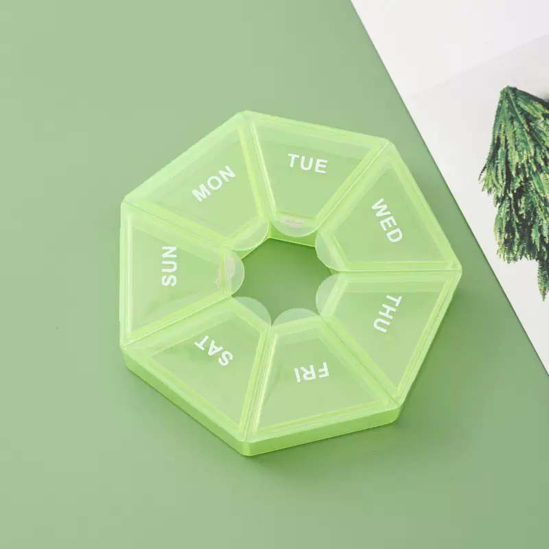 Mini Diamond-Shaped 7-Compartment Weekly Pill Organizer Portable Travel Vitamin Case Tablet Storage Box Medication Dispenser