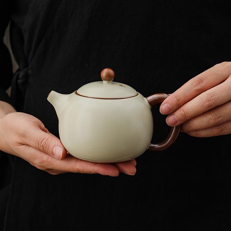 Xiao Ci Xiao Qu Rice Yellow Ru Kiln Kung Fu Tea Set