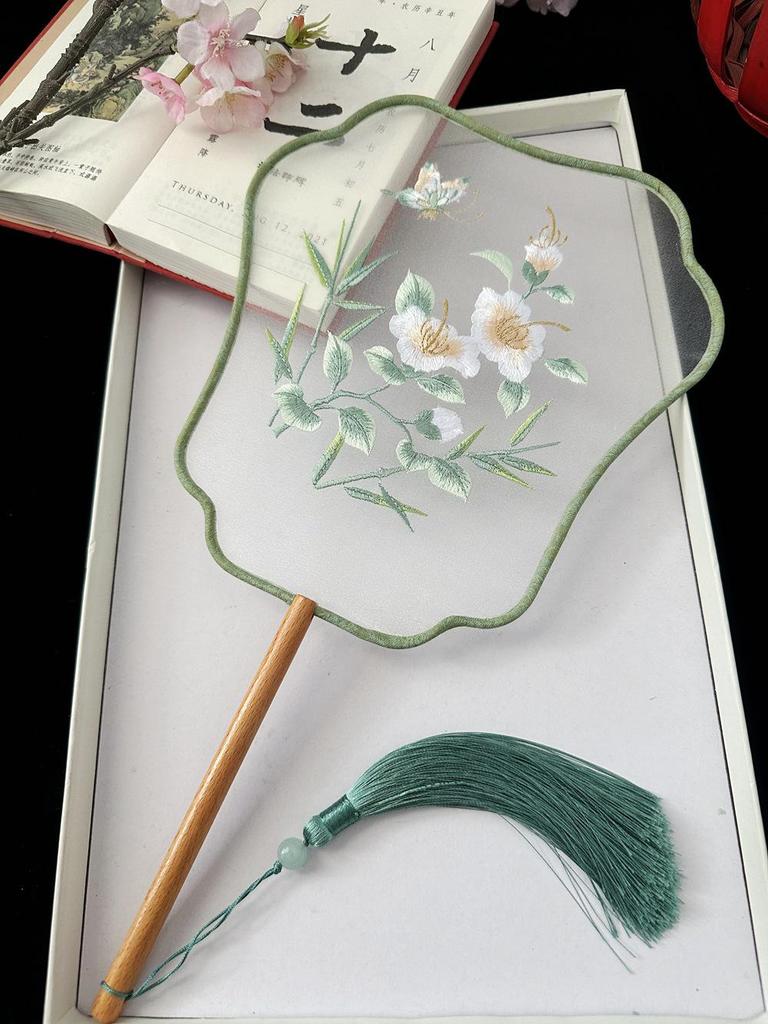 Ancient Style Chinese Embroidered Round Fan for Hanfu and Cheongsam
