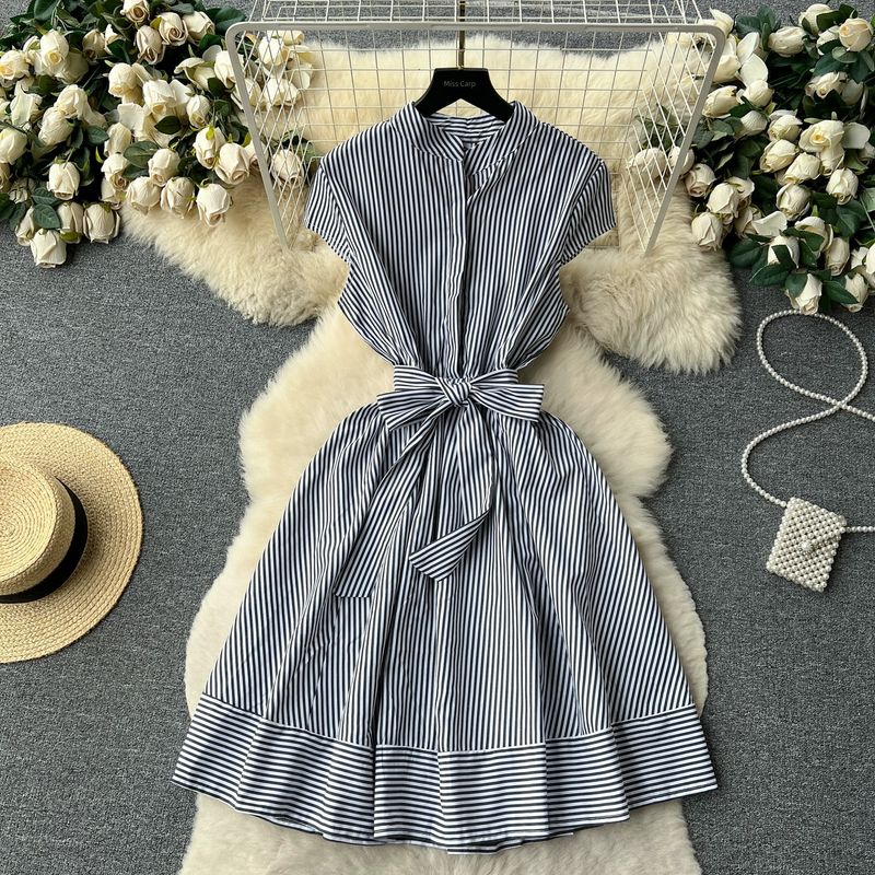 

Stripes Dress Bows Shoelace Slim Looking Short Sleeve Black Bar One size