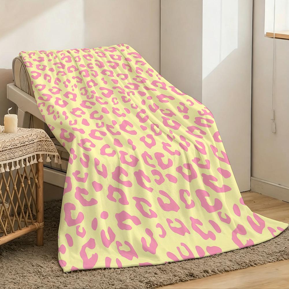 Leopard Print Throw Lightweight 240g Flannel Blanket Soft Skin-friendly for Summer Cooling