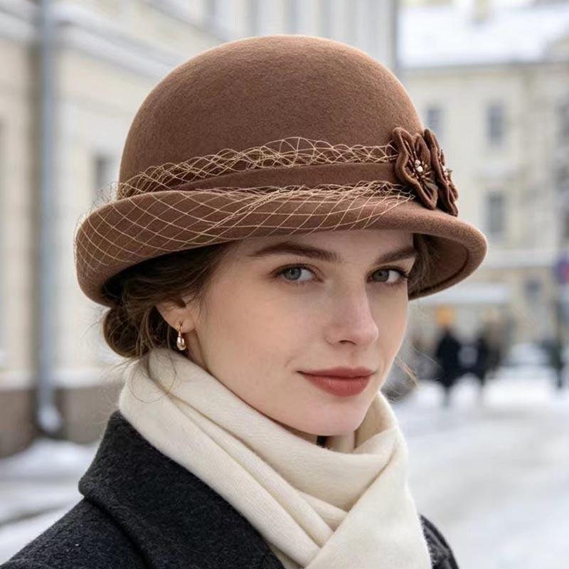 French elegant woolen top hat women's autumn and winter mesh yarn three beads flower crimped pot hat retro domed felt hat