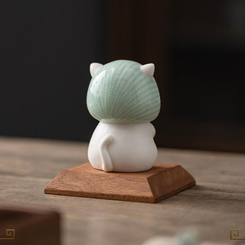 Ceramic Cute Lucky Cat Statue Ornament Miniature Fortune Kitten Crafts Home Desktop Office Cartoon Accessories Exquisite Gift