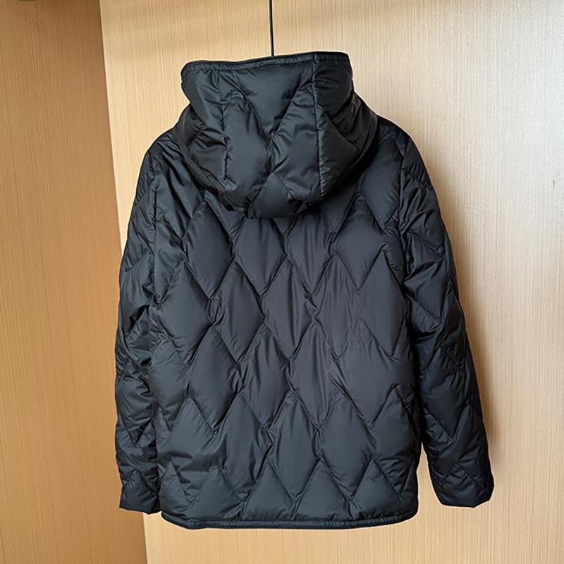 Light and thin white duck down hooded down jacket women's winter fashion pressed glue warm small casual top