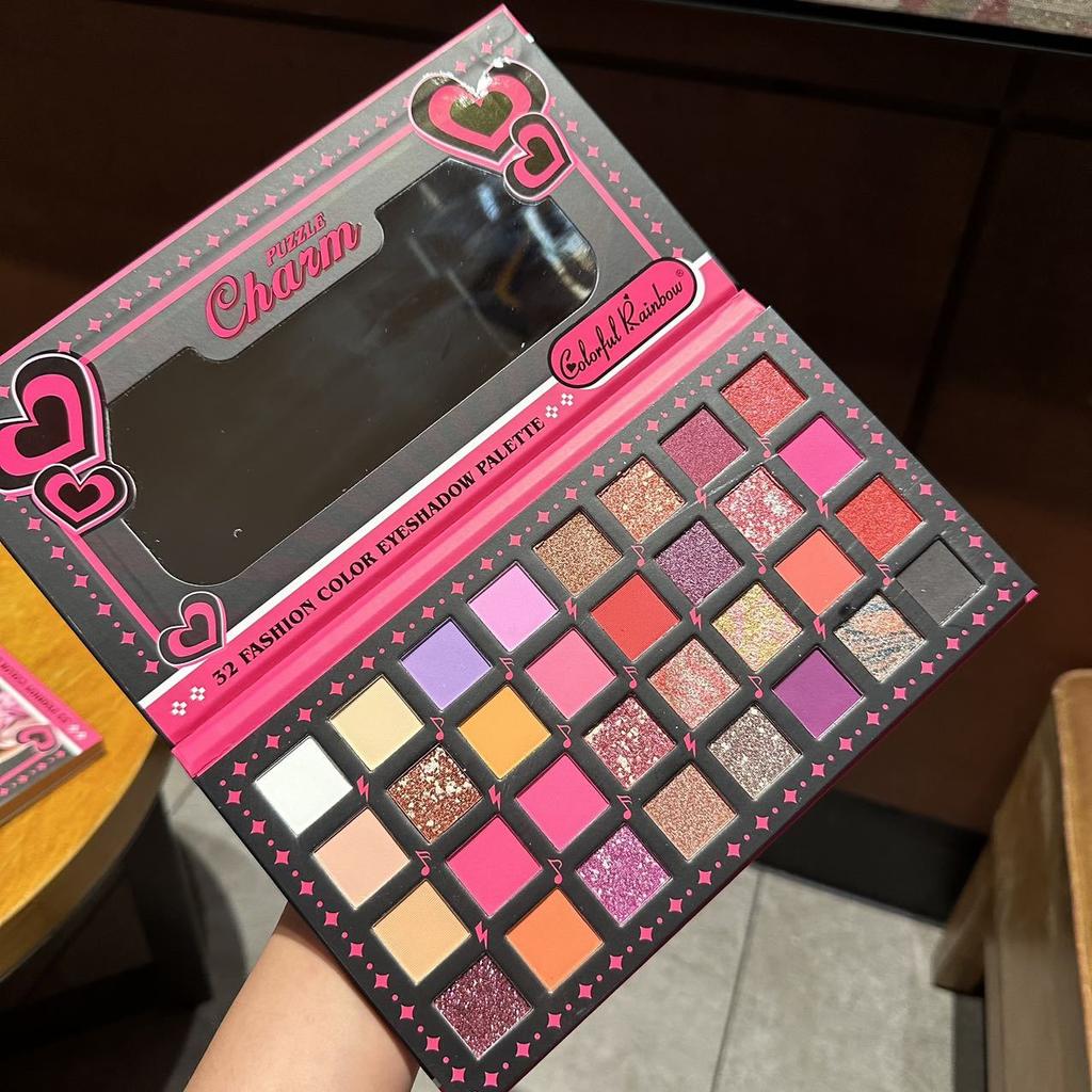 Pink Girl Retro 32 Color Oil Painting Eyeshadow Palette Pearlescent Waterproof Matte Sequin Stage