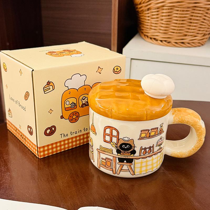 

Милая керамическая кружка Котик-Хлебушек с крышкой и ложкой, чашка для воды высокой ценности, бытовая чашка для завтрака, молока, подарок на день рождения 420ML